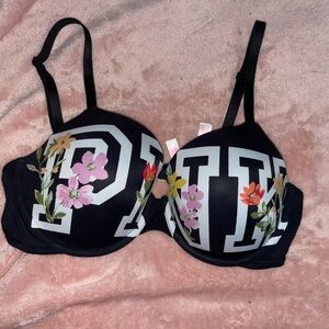 38C Victoria Secret PINK T-Shirt Bra with PINK name across with floral design